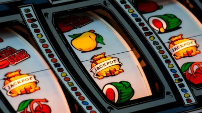 Fruit machines - Trò chơi đánh bạc trái cây thú vị năm 2024